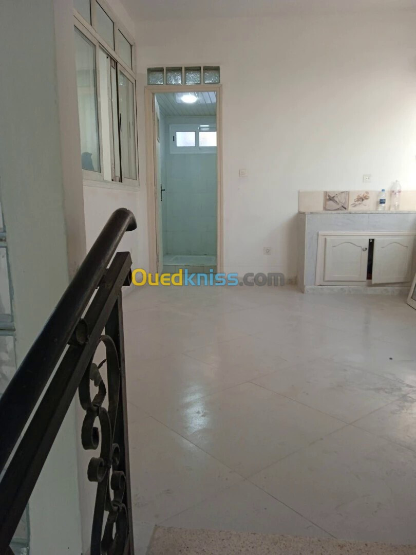 Location Niveau De Villa F2 Alger Dar el beida