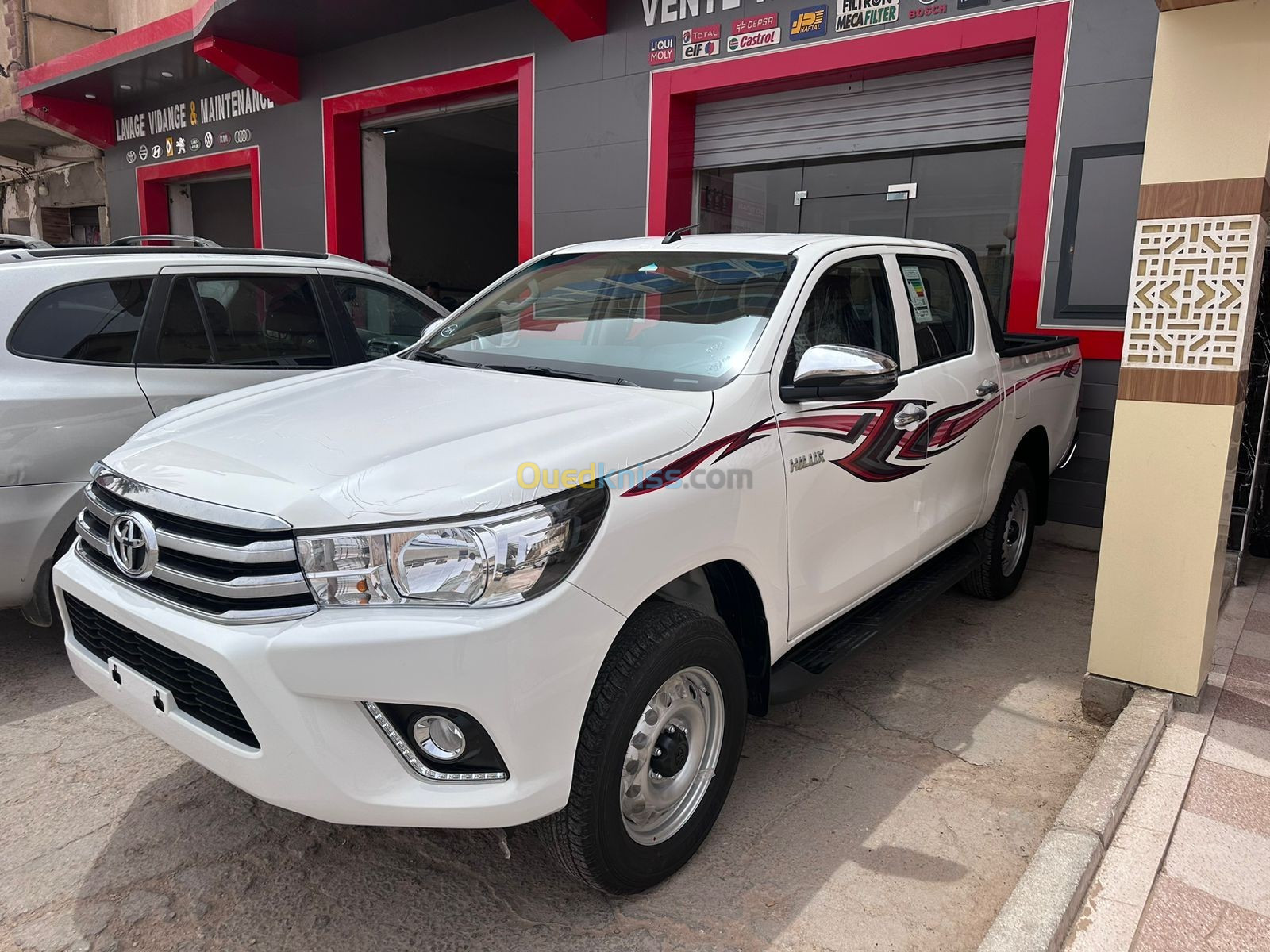 Toyota HILUX 2023 سلوقية