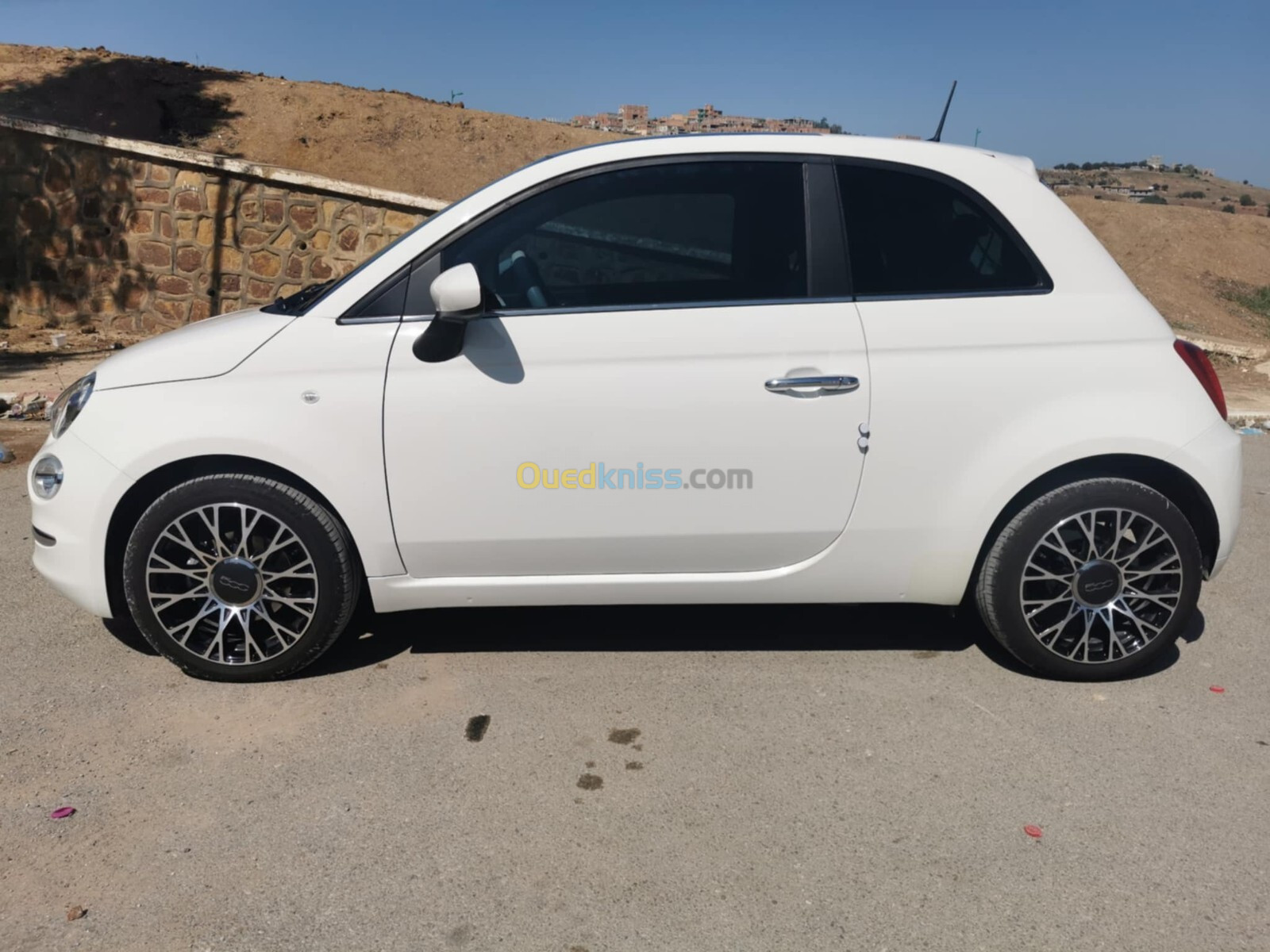 Fiat FIAT 500 DOLCEVITA plus (Italia) 2023 