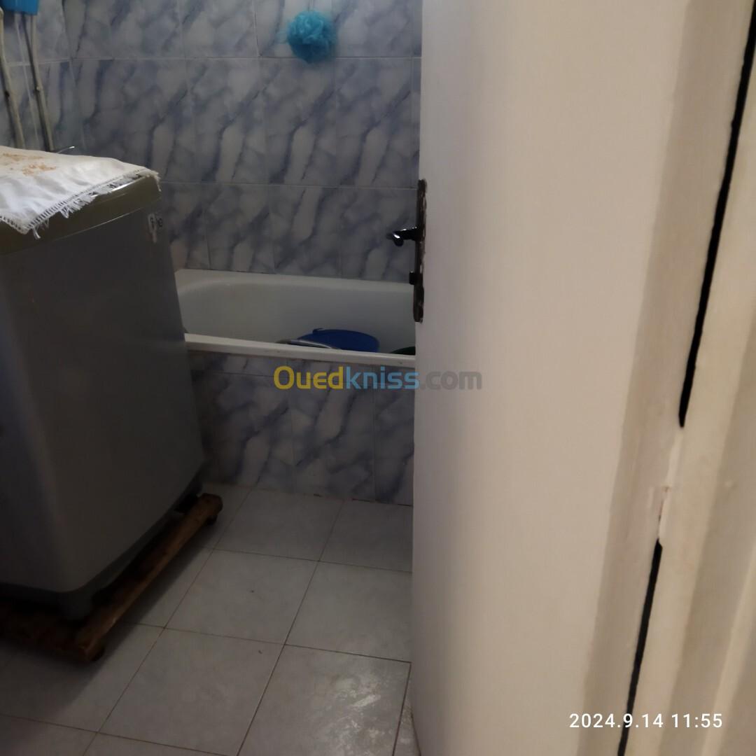 Location Appartement F3 Alger Zeralda