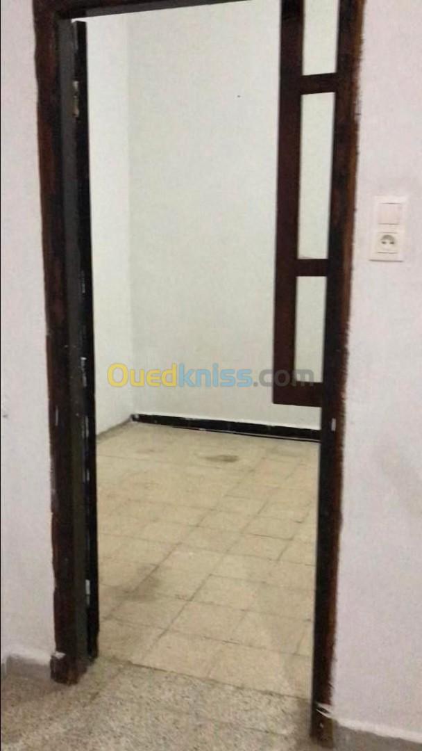 Location Appartement F3 Blida Blida