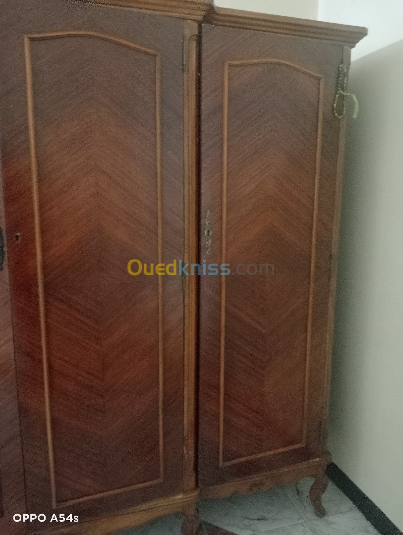 Armoire ancien modèle bois hêtre 