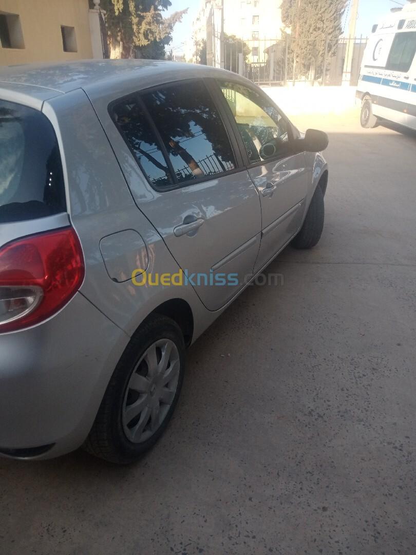 Renault Clio 3 2012 