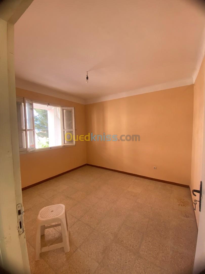 Location Appartement F1 Tizi Ouzou Mekla