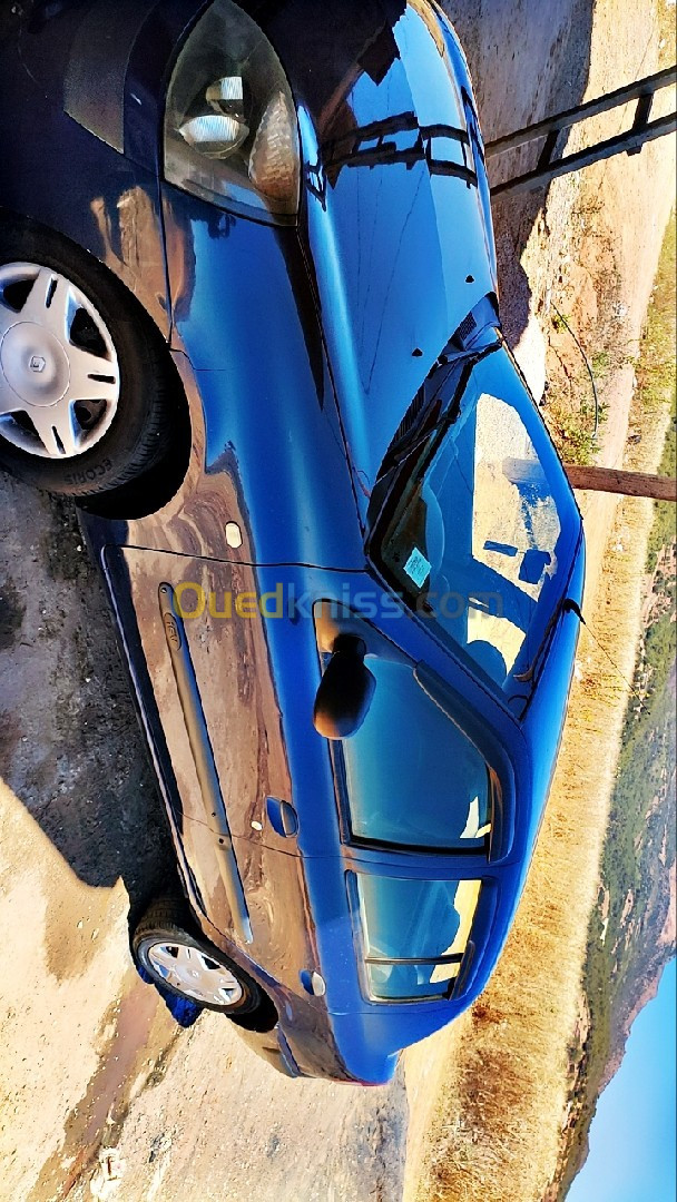 Renault Clio Classique 2005 برازيلية