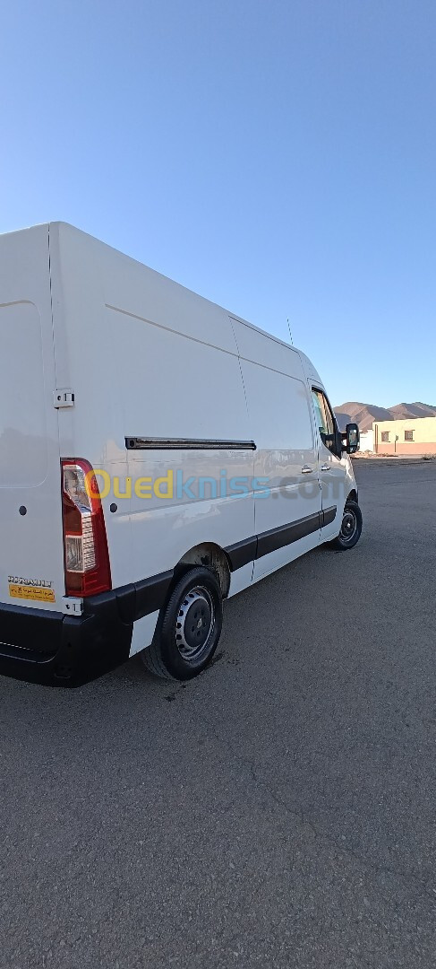 Renault Master 2012