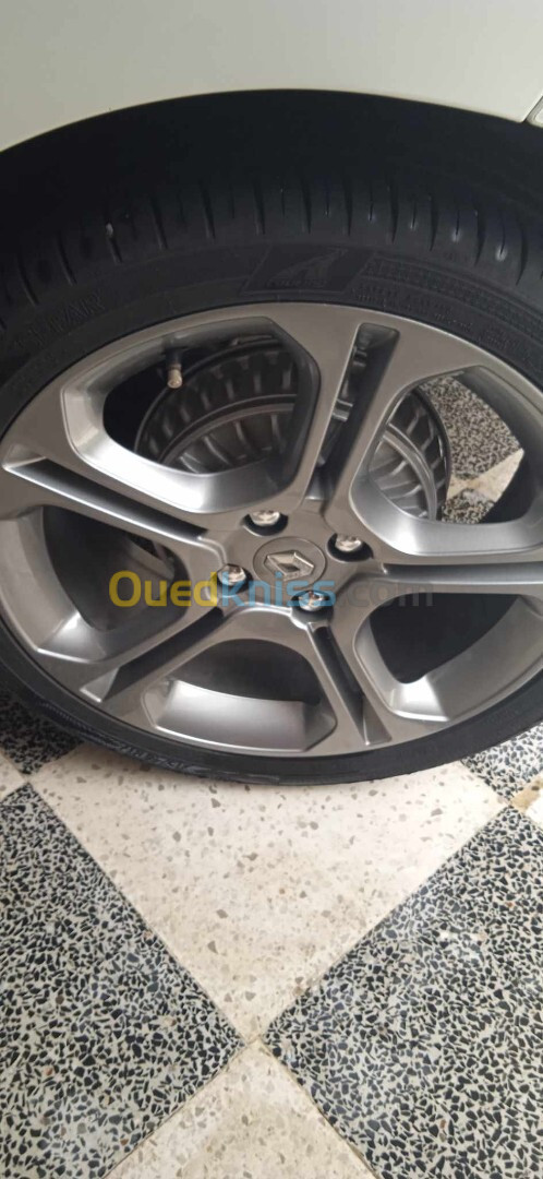 Renault Clio 4 2018 GT Line +