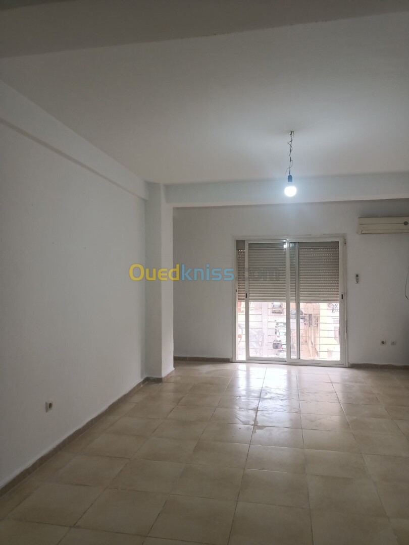 Location Appartement F3 Alger Draria