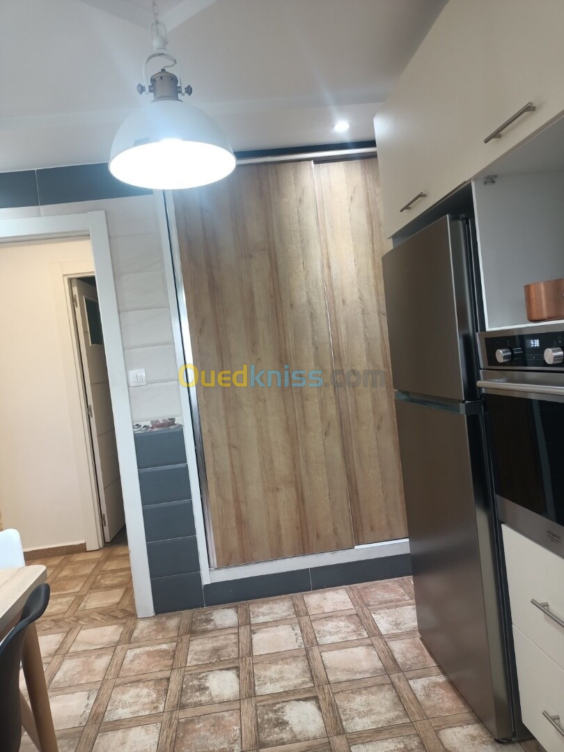 Location Appartement F4 Alger Draria