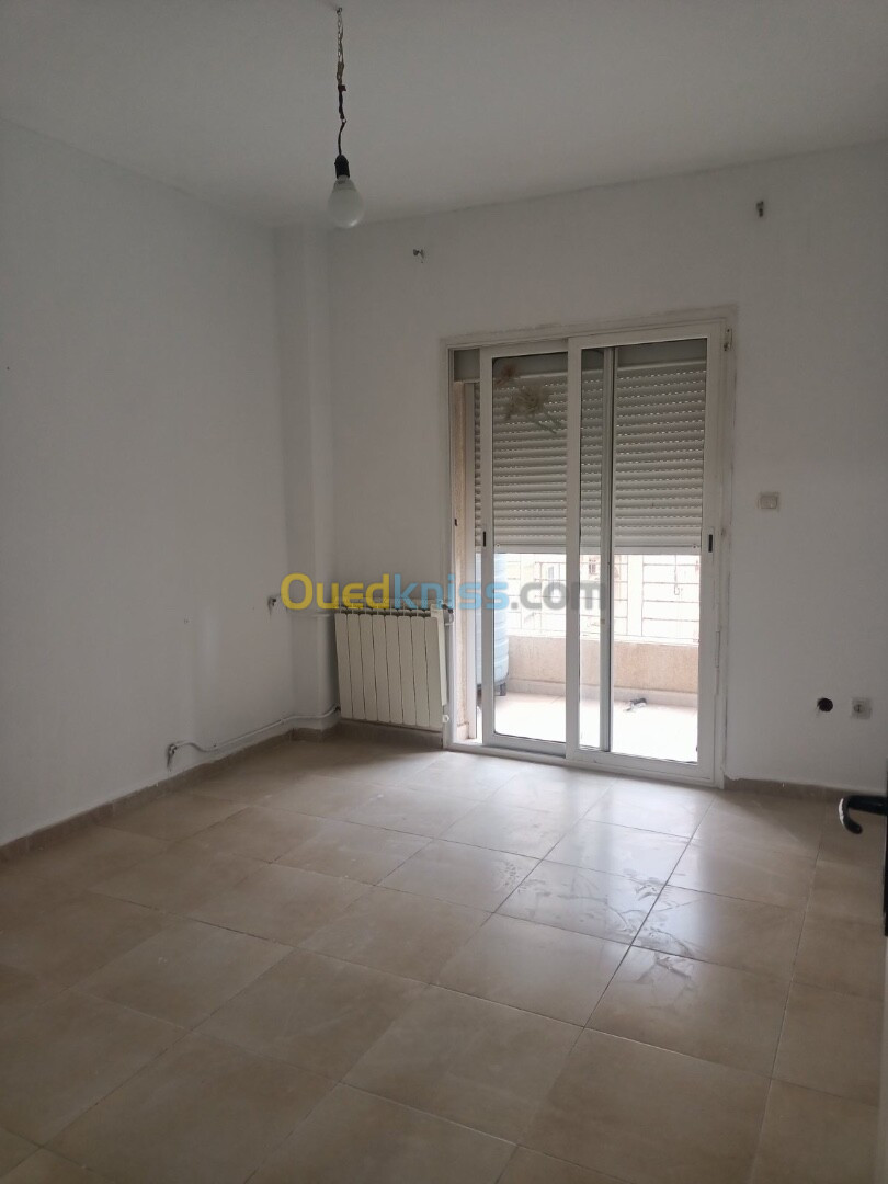 Location Appartement F3 Alger Draria