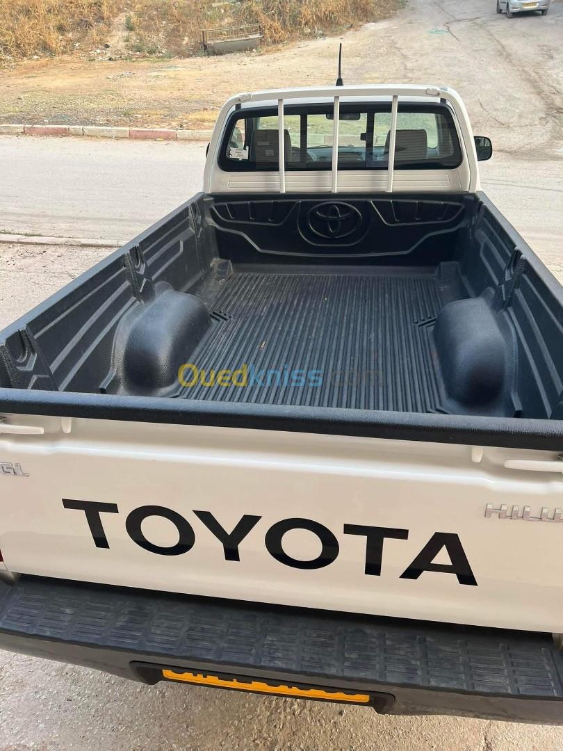 Toyota Hilux 2016 LEGEND DC 4x2