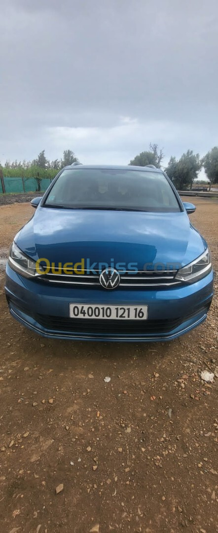 Volkswagen Touran 2021 United