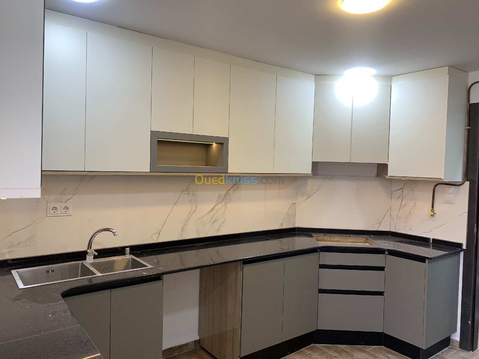 Vente Appartement F4 Alger Bordj el bahri