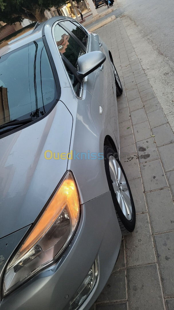 Opel Astra 2012 Astra