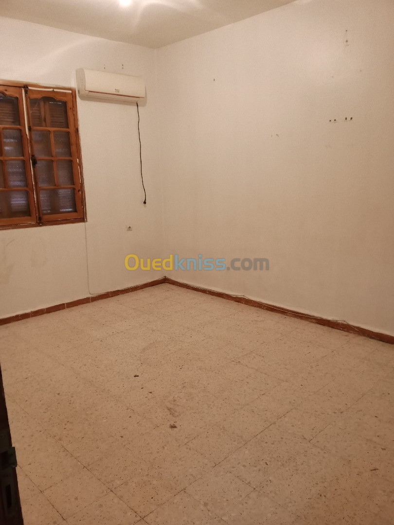 Location Appartement F4 Souk Ahras Souk ahras