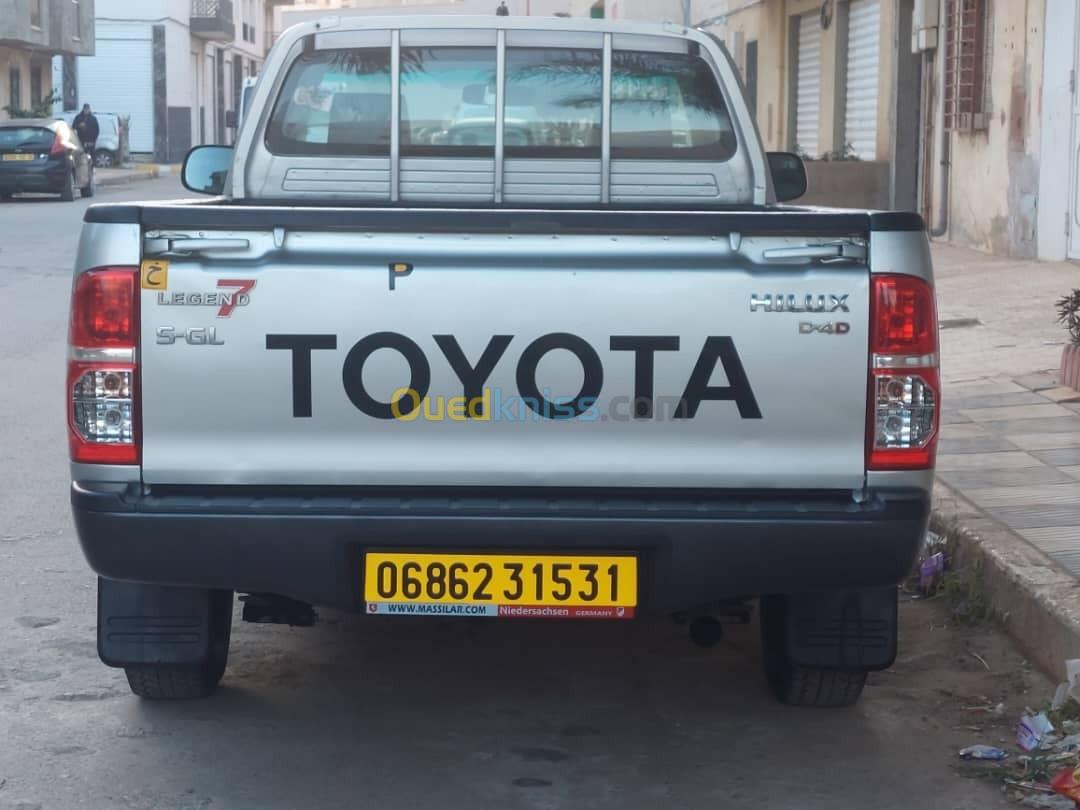 Toyota Hilks 2015 D4d