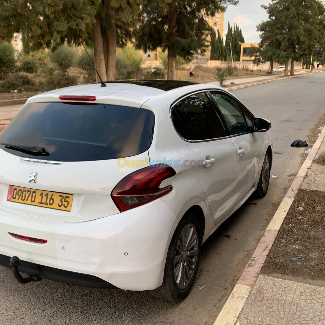 Peugeot 208 2016 Allure