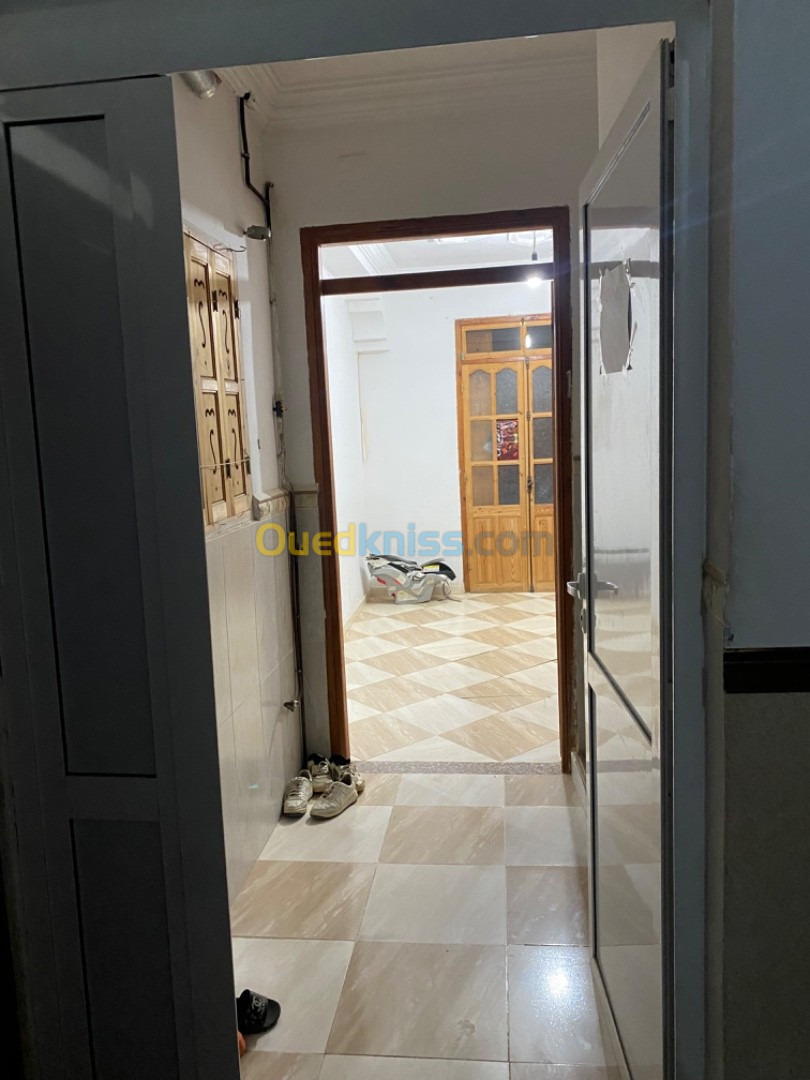 Location Appartement F2 Alger Douera