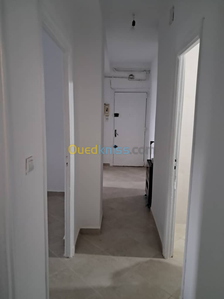 Location Appartement F4 Alger Hussein dey