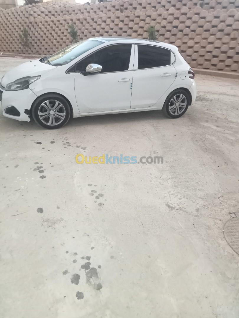 Peugeot 208 2013 2013