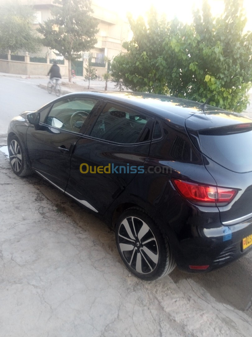 Renault Clio 4 2015 Seventeen