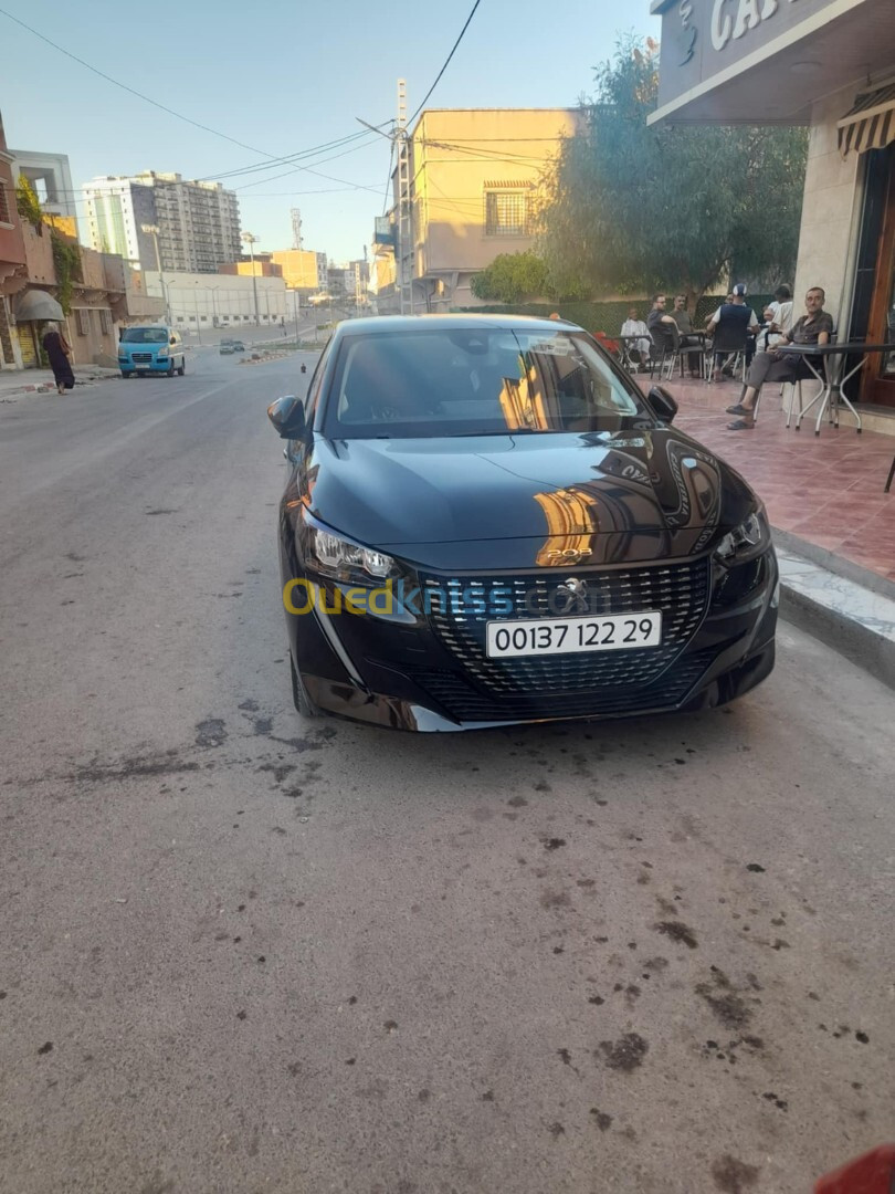 Peugeot 208 2022 Allure Facelift