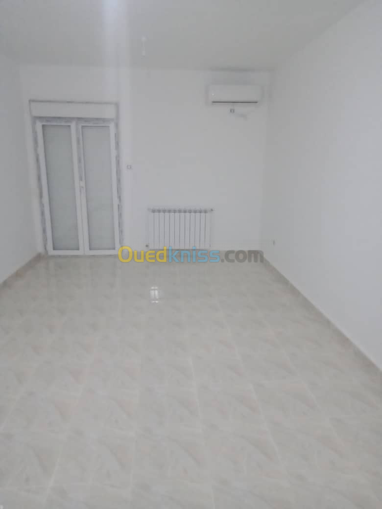 Location Appartement F4 Alger Bordj el kiffan