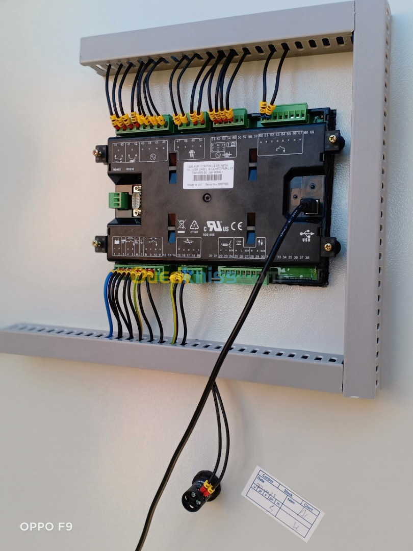 Armoire commandes et contrôle automatique de groupes électrogènes