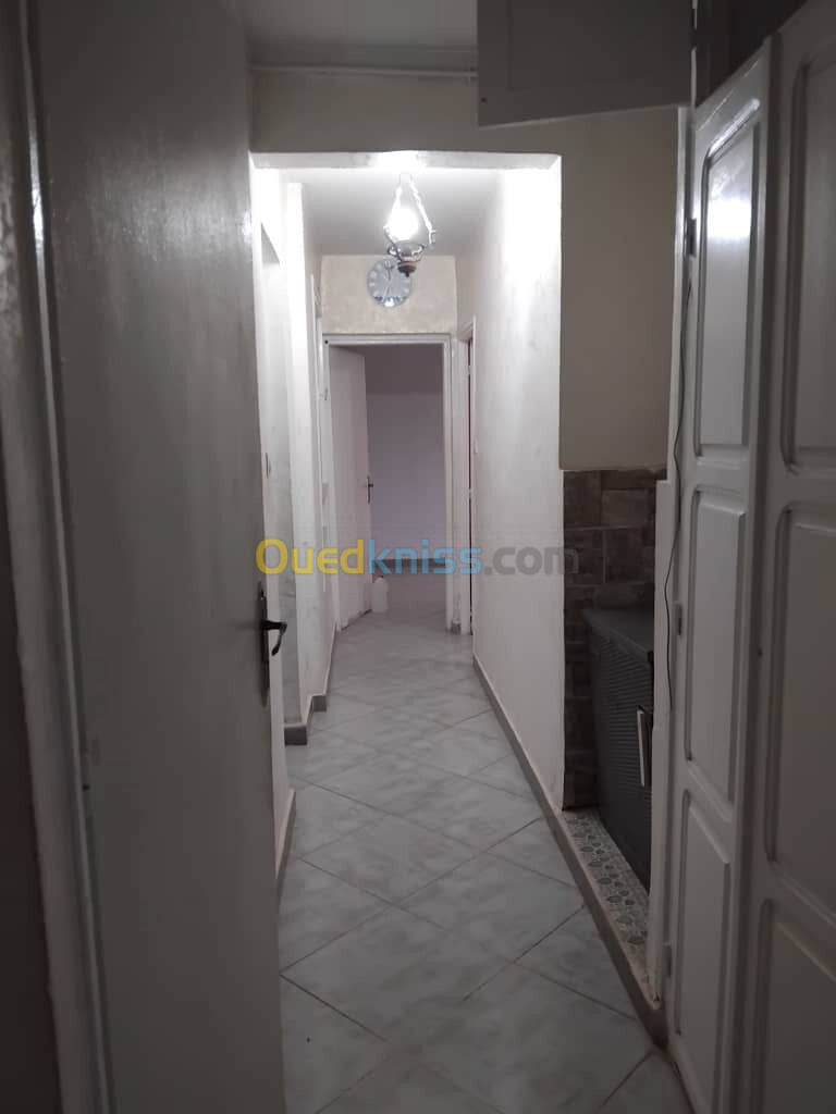 Location Appartement F3 Alger Kouba