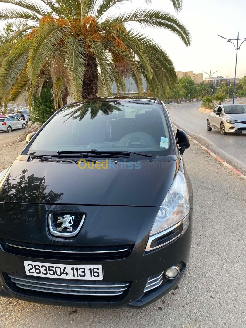 Peugeot 5008 2013 