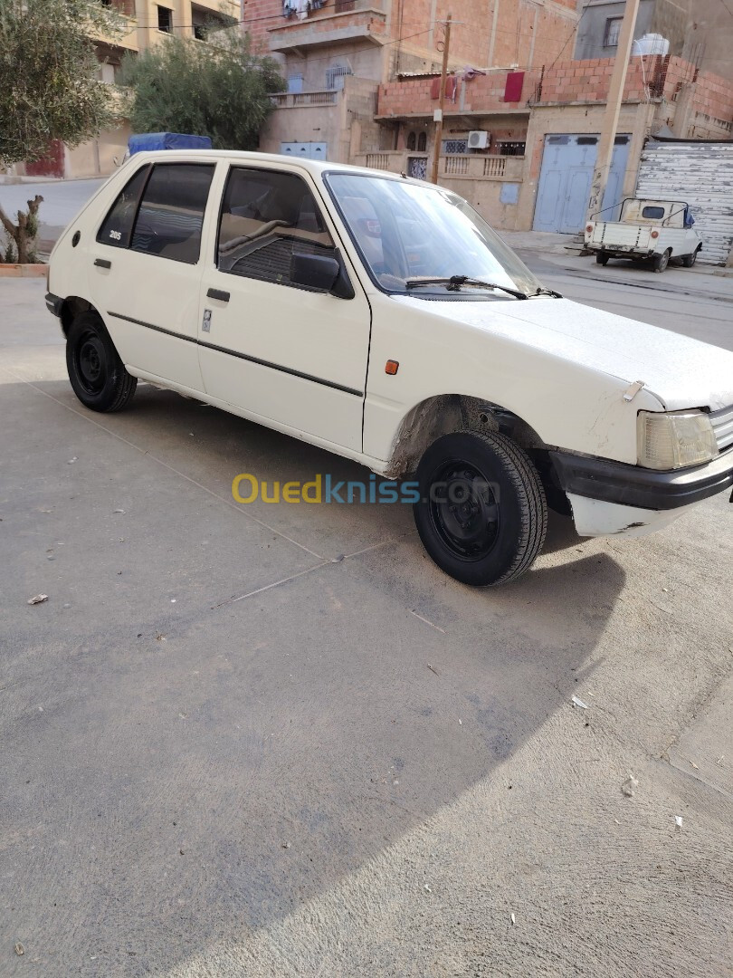 Peugeot 205 1987 Junior