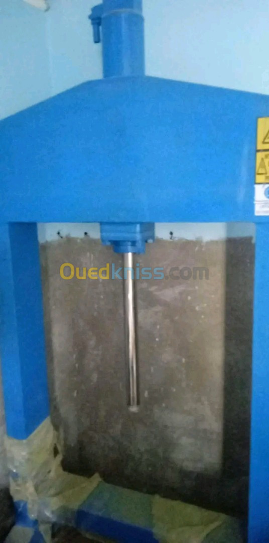 cadre press hydraulique كادر بريس هيدروليك