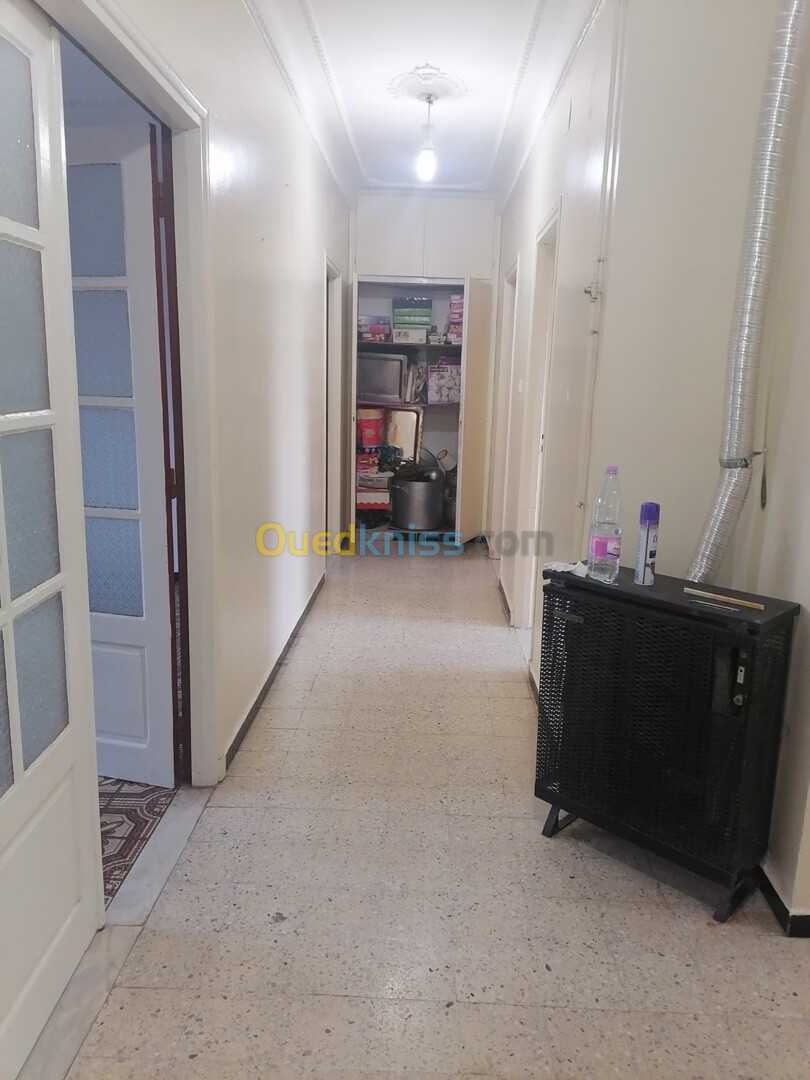 Vente Appartement F3 Alger Les eucalyptus