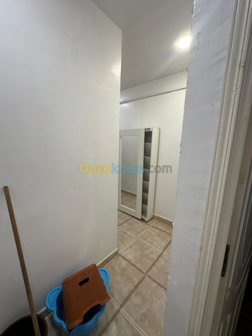 Location Appartement F2 Oran Es senia