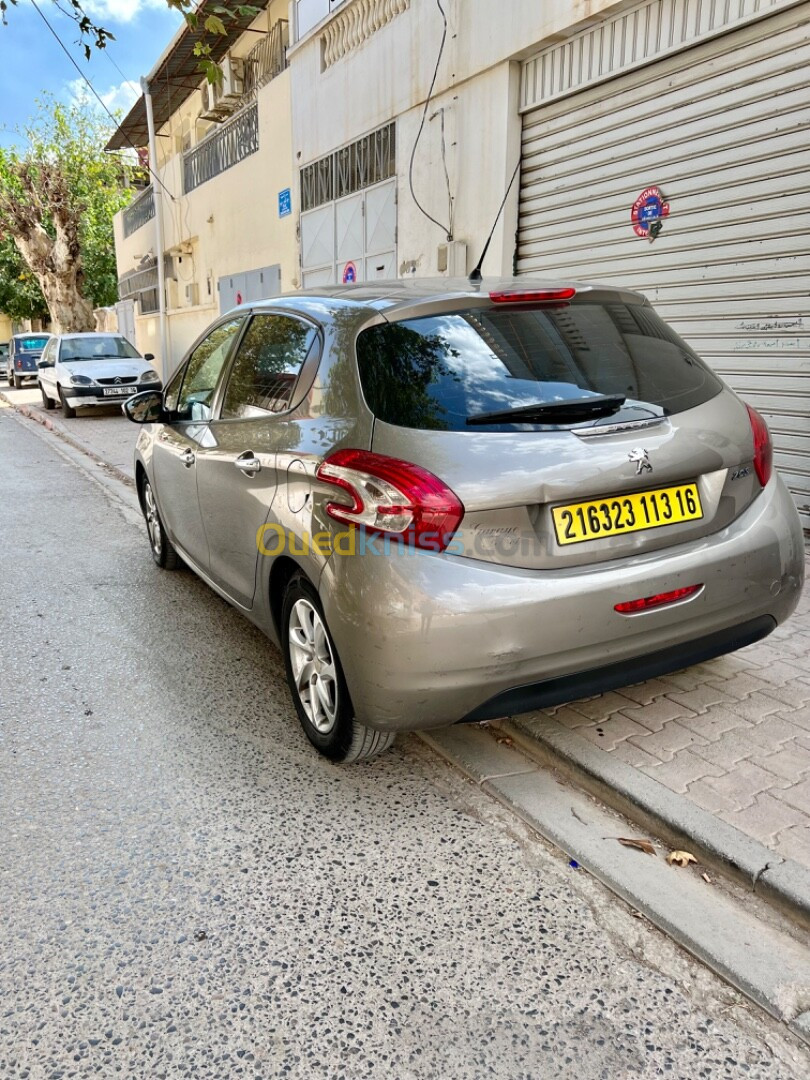 Peugeot 208 2013 Allure