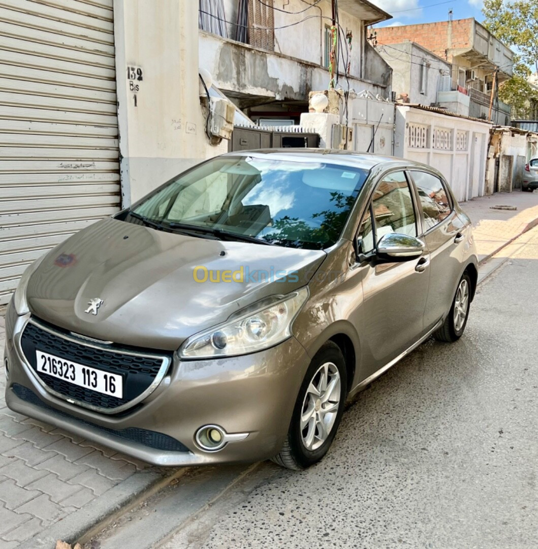 Peugeot 208 2013 Allure