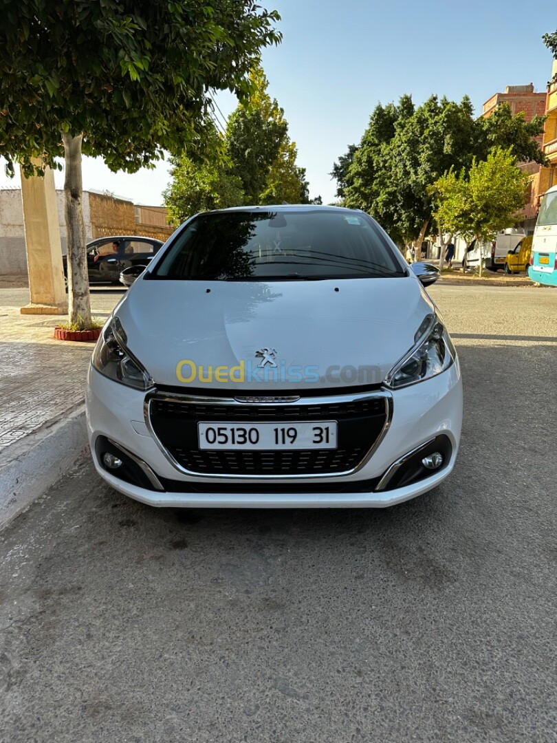 Peugeot 208 2019 Allure