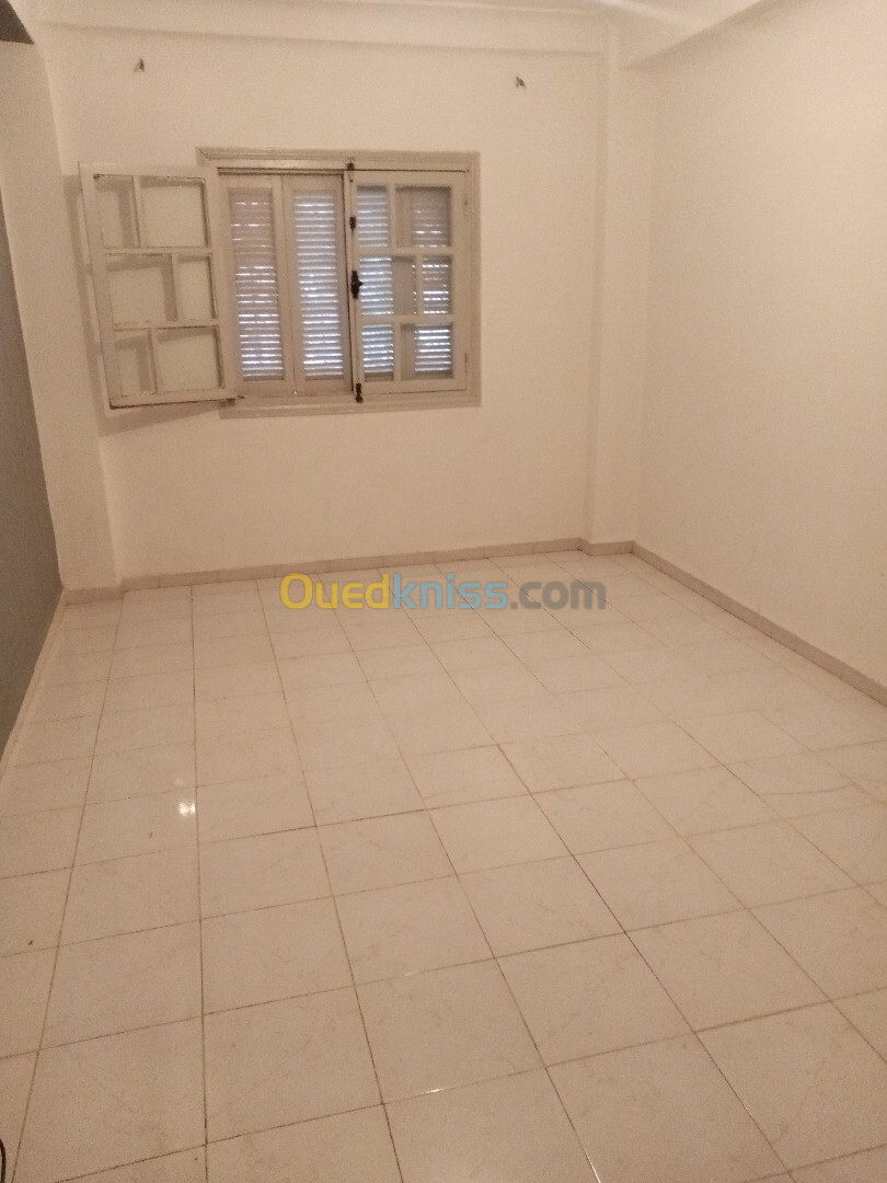 Location Appartement F3 Oran Oran