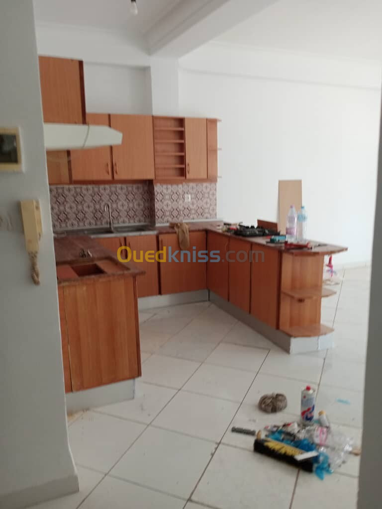 Location Appartement F3 Alger Bouzareah