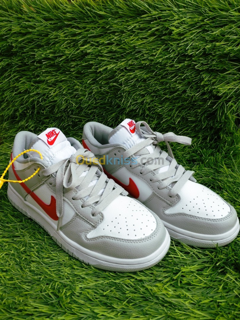 Nike Dunk Low GS white grey red