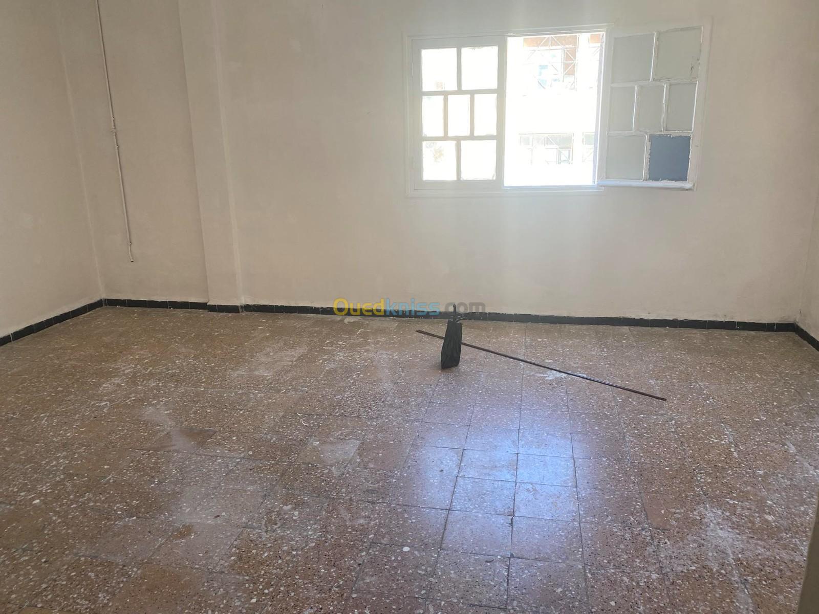 Vente Appartement F3 Oum El Bouaghi Ain beida