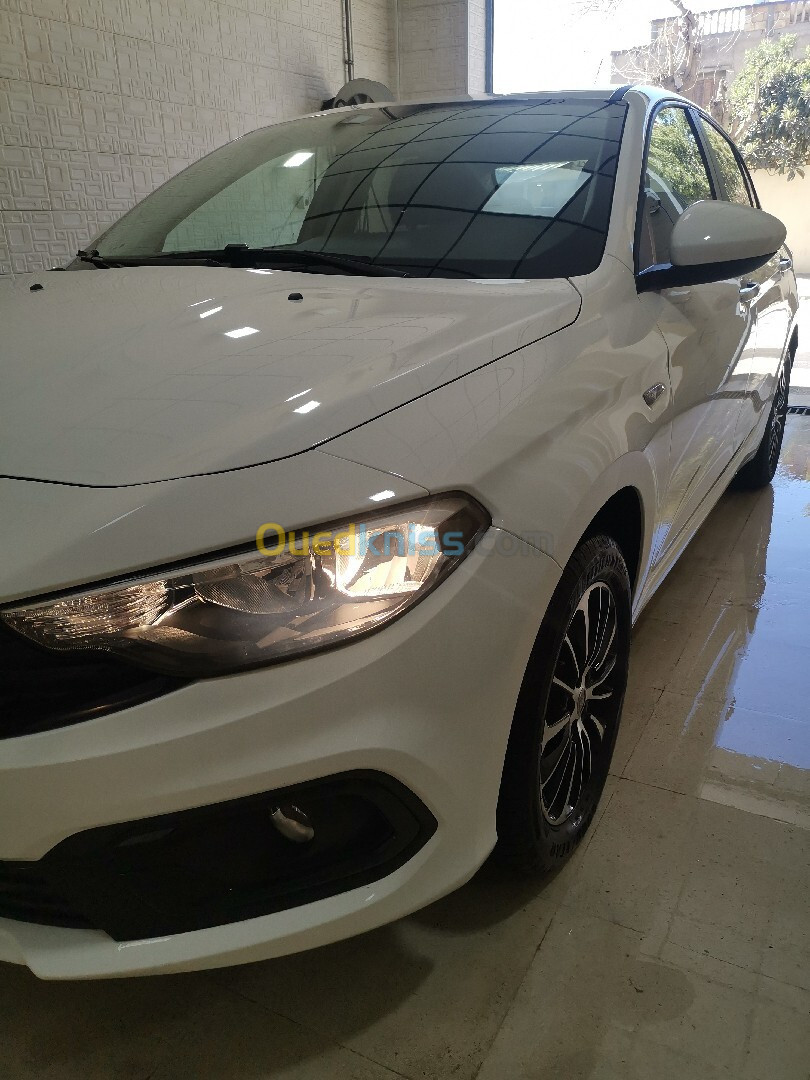 Fiat Fiat tipo city 2024 1.6 essance tipo city