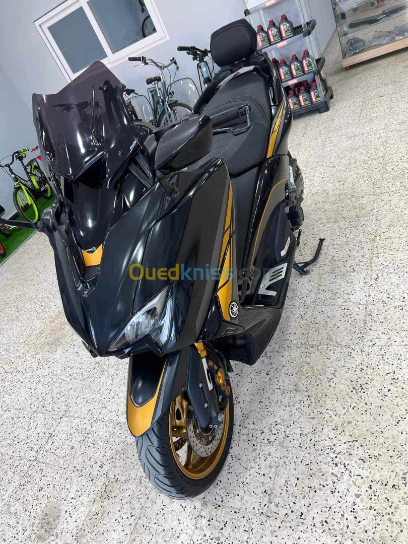 Yamaha Tmax 2019