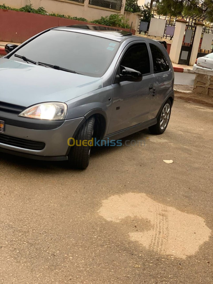 Opel Corsa 2003 Njoy