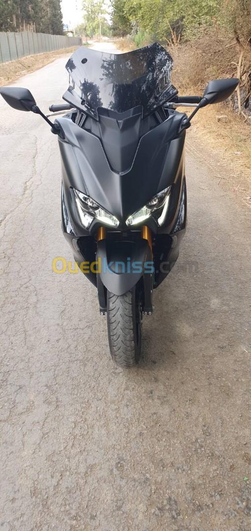 Yamaha Tmax 560 2022