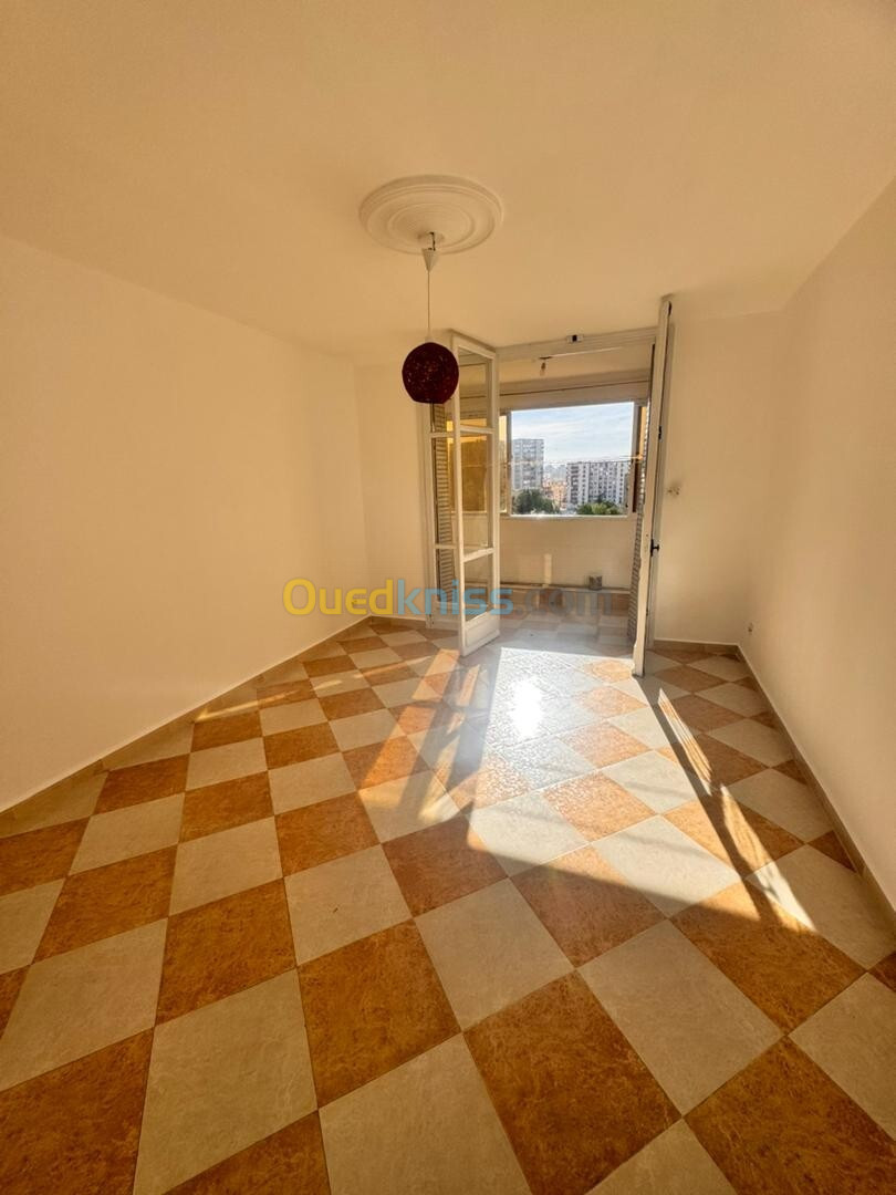 Location Appartement F3 Alger Bab ezzouar