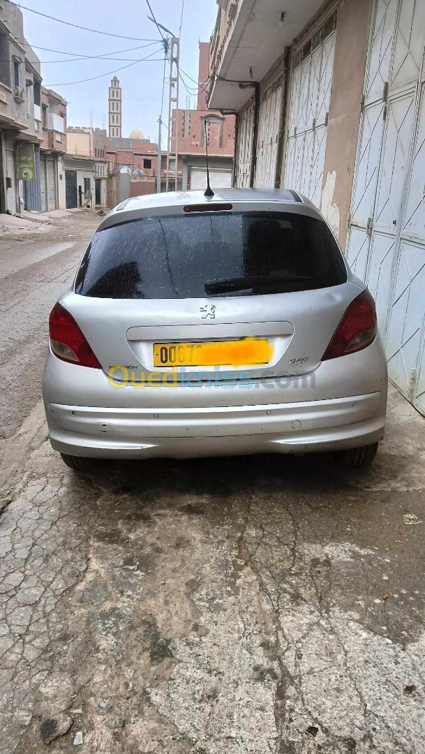 Peugeot 207 2011 207