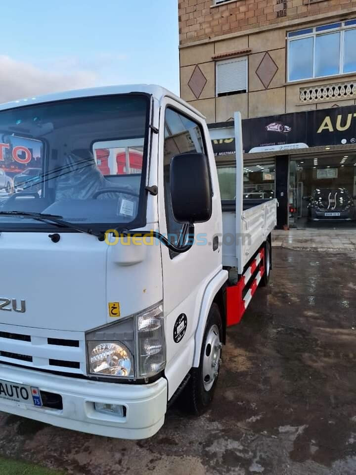 Isuzu 3T Lourd 2023