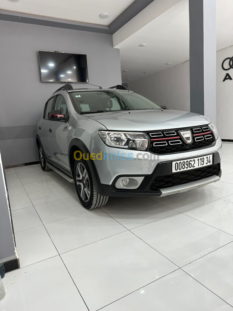 Dacia Sandero 2019 Tech road