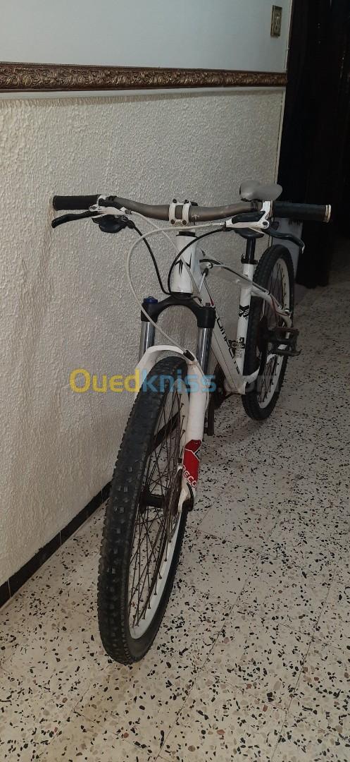 Vélo à vendre 